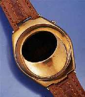 SICURA HERRENARMBANDUHR MIT FRÜHER LED-ANZEIGE , SCHWEIZ UM 1972, MASSIV METALL, GG-AUFL., TYP. ROTVERGL., RUNDLÜNETTE NACH INNEN GEZOGEN SELTEN, ...
