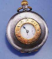 OMEGA HALBSAVONETTE-HERRENTASCHENUHR, STAHL BRÜN., AUßSENSTD.-ZEICHEN IN GG BER., AUßENVERGL. ZU ERS., SIGN. AUF EMAILBLATT SPÄTER, ...