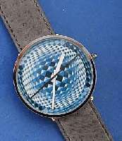 BULOVA DESIGNERARMBANDUHR VASARELY, SCHW. HIGH-TECH-QUARTZWERK MIT ZENTRALSEK., MESSING- GEH. SILBERGRAU PATINIERT, EDELSTAHLSPRENG- DECKEL 22 KT ...