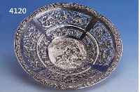 ANBIETTELLER, FRANKREICH, UM 1900, 800ER SILBER, MINERVAKOPFPUNZE, TREIBARBEIT, SPIEGEL MIT WATTEAUSZENE, RAND MIT DURCHBRUCH- ARBEIT, RANKEN MIT ...