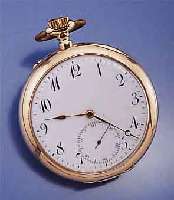 IWC HERRENTASCHENUHR OFFEN, SCHWEIZ UM 1908, ROSE-G. 585/000, EMAILBL., BODEN IM ZENTRUM MIT GOLDGELÖTETER ABDECKUNG, METALL- CUV. VERG. M. ...