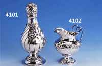 SAHNEGIEßER, KOPENHAGEN 1910, 830ER SILBER, CA. 235 G, STIL. AKANTHUSBANDVERZIERUNG, H CA. 15 CM, PASSEND ZU KAT.-NR. 12-4109