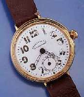 EBERHARD & CO CHAUX-DE-FONDS FRÜHE ARMBANDUHR, UM 1918, METALLGEH. NACHVERGOLDET, SCHR.- BOD. ALS DRUCKBODEN ERSETZT, ORIG.-EMAILBL. ...