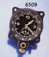 JUNGHANS BORDCHRONOGRAPH, FÜR DIE DTSCH. LUFTWAFFE UM 1939, ALUMINIUM, RÜCKS. REG.- NR., KONTRASTZIFFERBL., ALTE LEUCHTFARBE BRÜ- CHIG, 15 ...