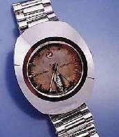 RADO HERRENARMBANDUHR DIASTAR AUTOMATIK MIT ZENTRALSEKUNDE UND DATUM, ROTIERENDER ANKER BEI 12, SCHWEIZ UM 1969, GEH. IN KRATZFESTER LEGIERUNG, ...