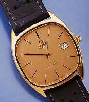 OMEGA HERRENARMBANDUHR DE VILLE, FRÜHE QUARTZUHR M. ANALOGANZ., DATUM, METALL HART- VERG., EDELST.-BODEN GEDR., WENIG GETR., WERK VERG., KAL. ...