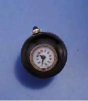 BRUNER WATCH CO KUGELUHR, SCHWEIZ UM 1938, STERLINGSILBER, SCHWARZEMAIL., SCHW. EMAIL- ZIFFERBL. M. GOLDGEP. MINUTERIE, GEBL. STAHL- ZEIGER, ...
