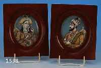 PAAR MINIATUREN, INDIEN, UM 1900, PORTRÄTS DES SCHAH JEHAN I. (ERBAUER DES TADJ MAHAL) UND SEINER FAVORITIN MUMTAZ MAHAL, FEINE GOAUCHEMALEREI AUF ...