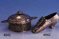 SILBERSCHUH, DEUTSCH UM 1845/50, SILBER GEPR., SAMMELW., FEINER GUß, GEBR.- SPUREN, L. CA. 10 CM