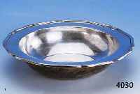 ANBIETSCHALE, DEUTSCH, PFORZHEIM GUTH UM 1920, 800ER SILBER, BAROCKISIEREND, REINE TREIBARBEIT, TOTAL CA. 540 G, H CA. 6 CM, DURCHM. CA. 27.5 CM