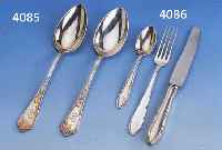 6 FRÜHSTÜCKSMESSER, 12 F-GABELN UND 2 KAFFEELÖFFEL, DEUTSCH, 30ER JAHRE, 800ER SIL- BER, TOTAL CA. 965 G