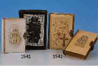 ZWEI KATHOLISCHE GEBETBÜCHER: PARADIES DER CHRISTLISCHEN SEELE, VERLAGS-HANDLUNG BUTZON & BERCKER ZU KEVELAER, 1884, EINBAND ELFENBEIN GE- ...