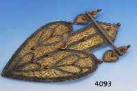 RÜCKENSCHMUCK, TURMENISTAN UM 1890, SILBER TEILVERGOLDET, KARNEOLBESATZ, H CA. 38 CM, MIT GROßEM HERZ