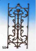 PAAR ZIERGITTER, FRANKREICH, UM 1920/30, METALLGUß, REICH Z.T. FLORAL VERZIERT, L. GEBRAUCHSSPUREN, L. KORRODIERT, MAßE JE CA. 80X35 CM