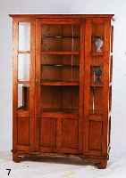 VITRINE, UM 1850, EICHE MASSIV, DREISEITIG VERGLAST, RÜCKWAND MIT RESTEN ALTEN WURMBE- FALLS, OHNE SCHLÜSSEL, CA. 164X113X47 CM