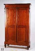 VIELZWECK- BZW. LEINENSCHRANK, HOLLAND, UM 1880/90, HISTORIZISTISCH, KORPUS WEICHHOLZ, INNEN KIRSCHBAUM, AUßEN KIRSCH- UND NUßBAUM, ...