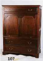 SCHRANK, GRÜNDERZEIT, UM 1880/90, NUßBAUMFURNIERT, ZWEITÜRIG IN DEN KASSETTEN GESPIEGELT FURNIERT, KANNELIERTE LISENEN, GESCHNITZTE ...