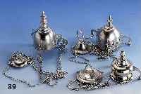 Konvolut 2 Weihrauchschwenker und 1 Lampe, Polen, Metall versilbert, 1 x Meistermarke Hennenberg, um 1900