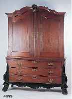 VIELZWECK- BZW. AUFSATZSCHRANK, NIEDERLANDE, 1810/20, EICHE MASSIV, PARTIELL GESCHWÄRZT, 2 SCHLÖSSER FEHLEN, ORIGINAL BESCHLÄGE, VIEL- FACH ...