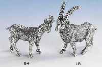 Tischdekoration: Gemse, 925er Silber massiv, ca. 248 g, H ca. 7.5cm, naturalist.-ideal. Darstellung