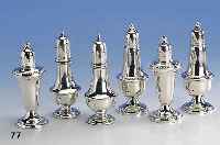 Konvolut 3 Paar Salz- und Pfefferstreuer, Amerika, 925er Silber, 2 x gefÜllt, Glas- einsÄtze und Kordelbandverz., H. ca. 11 bzw. 13 cm, 1 x H. ...