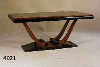 KONFERENZTISCH, FRANKREICH, 30ER JAHRE ART-DEKO, NUßBAUM GESPIEGELT FURNIERT, Z.T. GESCHWÄRTZ, SEITLICH AUSZIEHBAR, CA. 75X164 X96 AUF CA. 240 ...