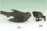 Wiener Bronze: Ente, um 1900, massive Ausf., Reste bunter Staffage, lebendi- ger Ausdruck, L. ca. 9.5 cm