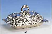 Deckelschale, um 1820/30, England, London, 925er Silber, ca. 1800 g, Deckel nicht passend, reich floral verziert, schwere Ausf., ca. 19 x 32 x 23 ...