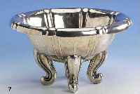 Obst-/BlÜtenschale, 925er Silber, sign. Menner Stuttgart, numer., Barockstil, typisches Dekor, ca. 30er Jahre, H ca. 16 cm, D. ca. 28 cm, ca. 900 ...