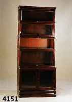VIELZWECK-/BÜCHERSCHRANK, OSTASIEN, NACH ENGLISCHEM BZW. BERLINISCHEM STIL UM 1900/10, ROTHOLZ, VERGLAST, FENSTER AUFKLAPPBAR, MESSINGBESCHLÄGE, ...