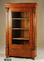 WÄSCHESCHRANK, MITTELDEUTSCH, UM 1900, KORPUS WEICHHOLZ, LISENEN NUßBAUM, RÜSTER, RÜSTERFURNIER, SCHÖNE DRECHSELARBEIT, MIT SCHUBLADE, ...