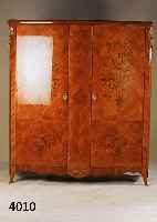 VIELZWECKSCHRANK, FRANKREICH/HOLLAND, 60ER JAHRE, KORPUS WOHL BUCHE, FRONT UND SEITEN IN SICH GESCHWEIFT, ROSENHOLZFURNIER MIT REI- CHEN ...