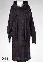 MISSONI-2-Teiler, Gr. L, schwarze Wolle mit lilafarb. Knotenmuster, best. aus: Etuikleid mit Rollkragen, lange Ärmel, RÜcken- l. ca. 103 cm, und ...