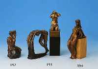 Shiraishi, Bronzefigur, auf Holzsockel montiert, num. 3436/7500, H. ca. 16.5 cm
