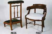 Stuhl- bzw. Schreibtischsessel, Frankreich, um 1900, Eiche massiv, klassizistischer Einschlag, Metallschrauben sekundÄr, Nessel- bezug, ...
