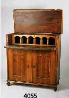 KlappsekretÄrschrank, deutsch, um 1835/40, Weichholz, Wurzelnußfurnier gespiegelt, Brezel fÜllung, Oberteil auf- und abklappbar, Innen- ...