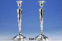 Kerzenleuchterpaar, Amerika, 925er Silber, gefÜllt, min. verbeult, H. ca. 31 cm