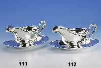 Sauciere auf Unterteller, Amerika, 925er Silber, zeitlose Form, Fa. International, H ca. 10 x 21 x 13.5 cm, ca. 380 g