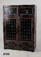 Schrank fÜr Teezeremonie, Japan, Okinawa, um 1890, im chinesischen Stil, Holz schwarz und rot gelackt, Einlegearbeiten in ausgesuch- tem Perlmutt ...