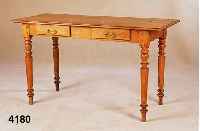 Damenschreibtisch, deutsch, um 1860, Eiche massiv, zweizugig, Beine gedrechselt, stabil, Gebrauchsspuren, vielseitig verwendbar, ca. 72x125x55 cm