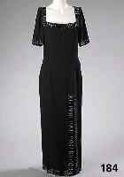 Schwarzes Abendkleid mit hohem Beinschlitz, Gr. 38, LIZ MALRAUX Design, Ausschnitt, Ärmel, Beinausschnitt und Saum mit Straß- steinen bestickt, ...