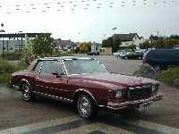 GMC Chevrolet, Monte Carlo; EZ: 04.1982; 4903 ccm, 118 KW (160 PS); abgelesene Kilometer 5674 km; Klimaanlage, Velourspolster, Zusatz- bremsleuchten, ...