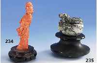 Korallenfigur Guan Yin, China um 1900, Koralle vollplstisch geschnitzt, H ca. 13 cm