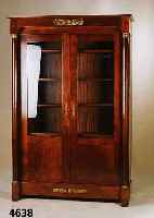 BÜcherschrank, um 1870/1900, Mahagonifurnier , freistehende SÄulen, 2-tÜrig