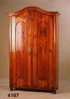 Schrank, deutsch, um 1870, Kirschholz massiv , zweitÜrig, bogenfÖrmiges Gesims, Innenschub- lade, zerlegbar, schÖnes kleines MÖbel aus der Zeit, ...