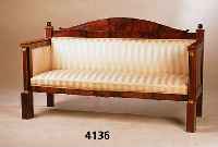 Sofa, Holland, um 1880/90, Empirestil, Korpus Weichholz, Mahagoni und Pyramidenmaha- goni gespiegelt, freistehende SÄulen, symetri- sche ...