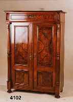 Vertiko, deutsch, um 1890/1900, Korpus Weich holz, 3/4-SÄulen mit Mischkapitel, Wurzelnuß- furnier gespiegelt, von oben nach unten verlau fend, ...