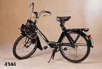 Velo Solex, Frankreich, Bj. 1982, Antrieb Über Reibrolle auf Vorderrad, MotorschutzbÜgel , Fahrzeug intakt, original Betriebserlaubnis- ...