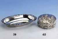 Bonbonniere, deutsch um 1900, 800er Silber, Hammerschlagverzierung, Barockstil, BÖhmen SchwÄbisch GmÜnd, innen vergoldet, D. ca. 13 cm