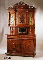 Aufsatzschrank, Frankreich, um 1880, Eiche hell, reich verziert, Schnitzereien aus dem Vollholz, Flachschnitzereien, SÄulen freiste- hende, ...